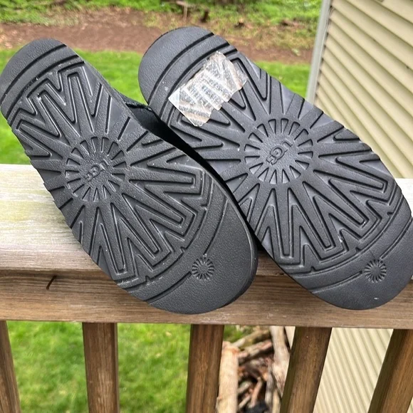 Womens UGG platform boots - Picture 4 of 6